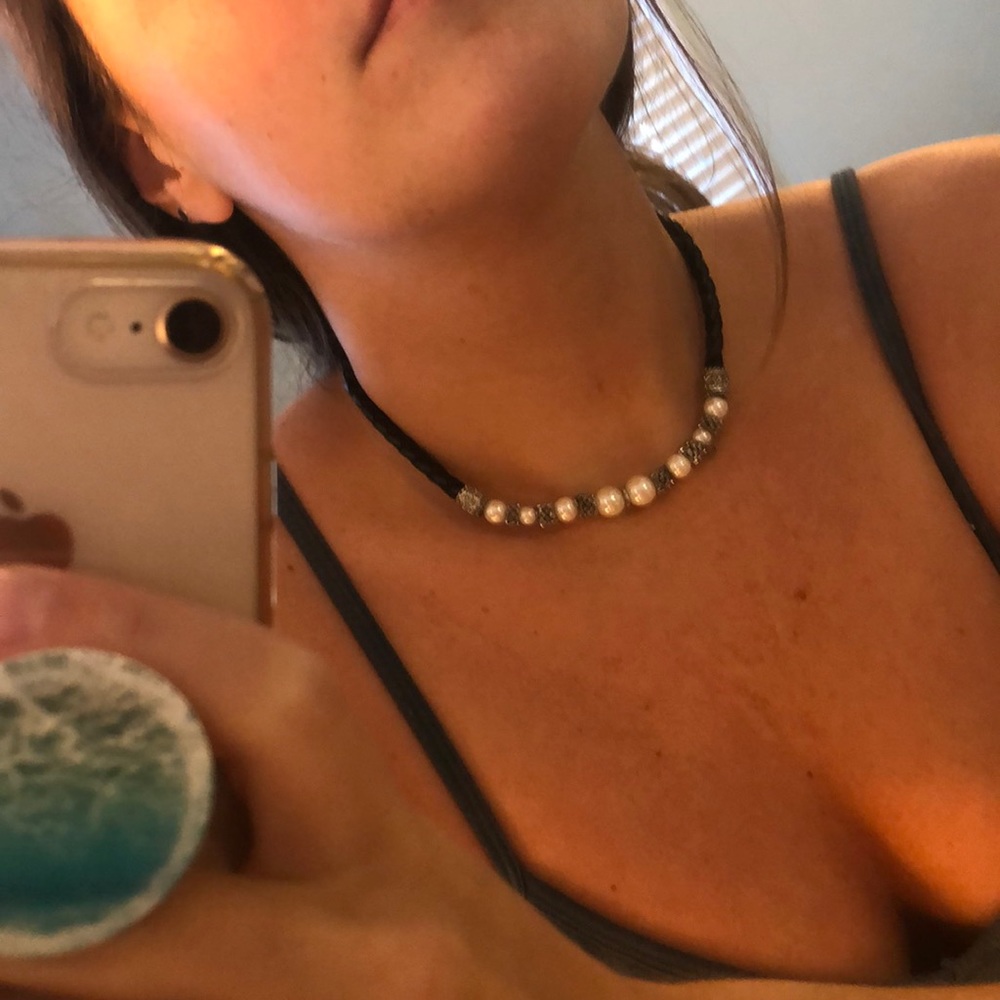 Black leather and pearl choker